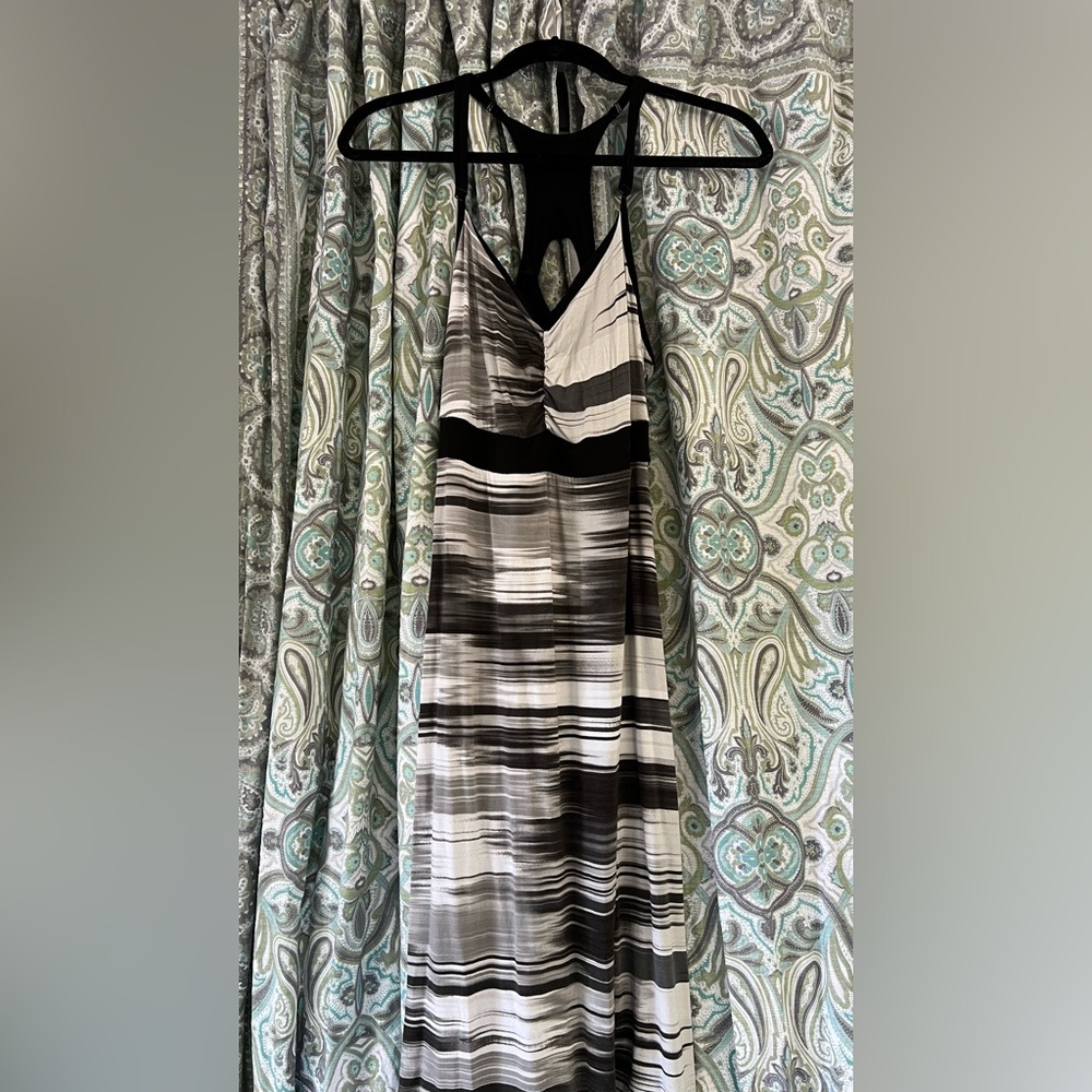 Black and White Striped Athletic Yoga Swim Dress Coverup